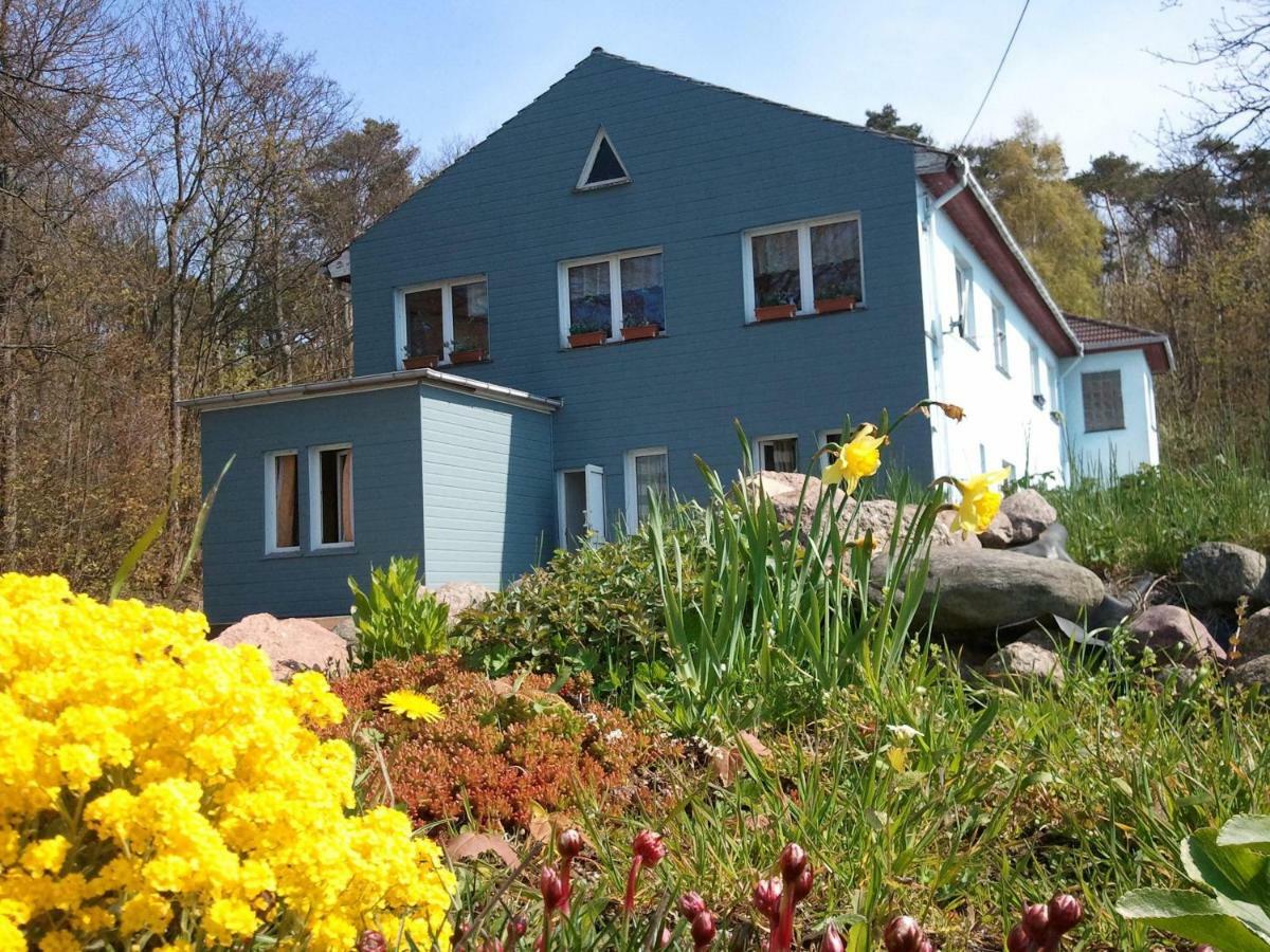 Gasthof Blaues Haus Hotel Bastorf Eksteriør billede